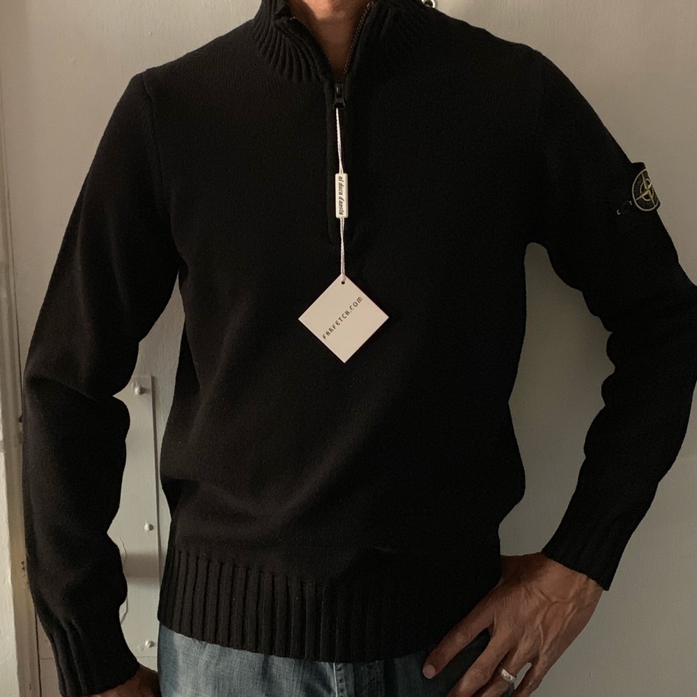 STONE ISLAND BLACK HALF ZIPPER SWEATER AUTHENTICATED size M NWT